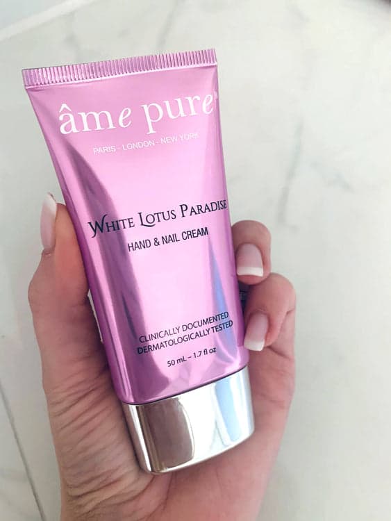 ame pure White Lotus Paradise™ -käsivoidetta 3 kpl.