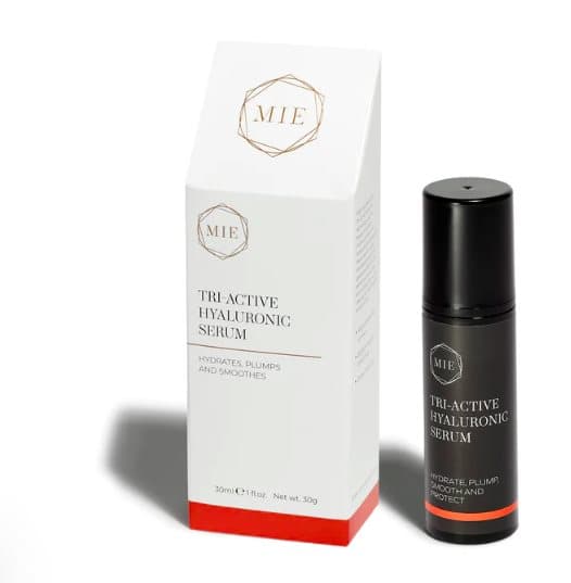 Kolmivaikutteinen Hyaluroniseerumi 30  ml