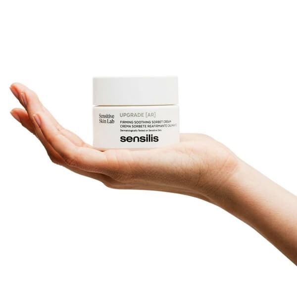 Lindrande kräm Sensilis Upgrade AR Stärkande (50 ml)