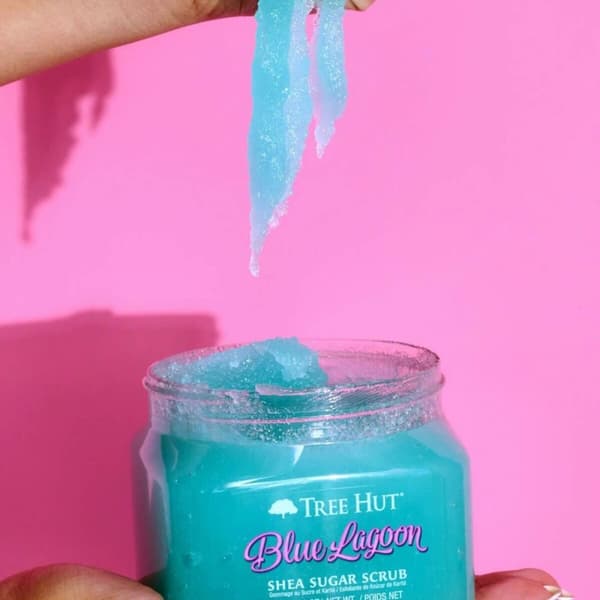 Vartalon kuorinta-aine Tree Hut Blue Lagoon 510 g