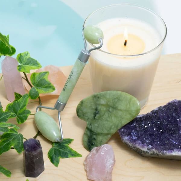 Anti-Aging-hoito kasvoille ja kaulalle Ecotools Jade Jade Setti 2 Kappaletta