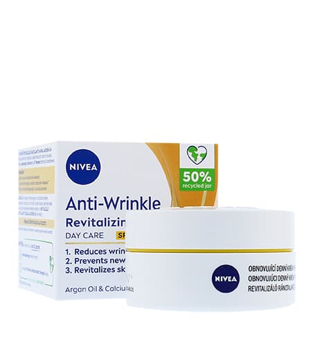 Nivea Anti-Wrinkle Revitalizing renewing day cream against wrinkles 55+ 50 ml