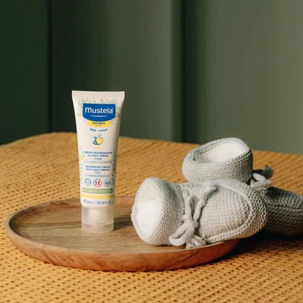 Mustela® Nourishing Kräm 40ml