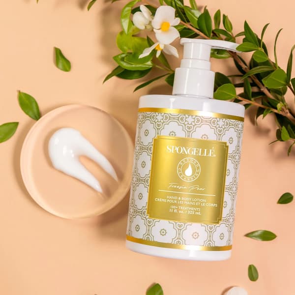 Spongelle® Freesia Pear hand- och kroppslotion 325ml