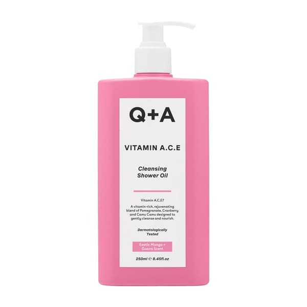 Q+A - Vitamin ACE Shower Oil - Ravitseva vartalonpesuöljy A-, C- ja E-vitamiineilla. 250 ml