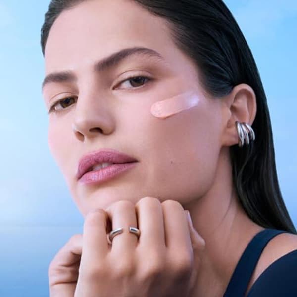 Anti-åldrande kräm - BIOTHERM - Blå peptider Uplift - Firmande - Återfuktande - Kollagen