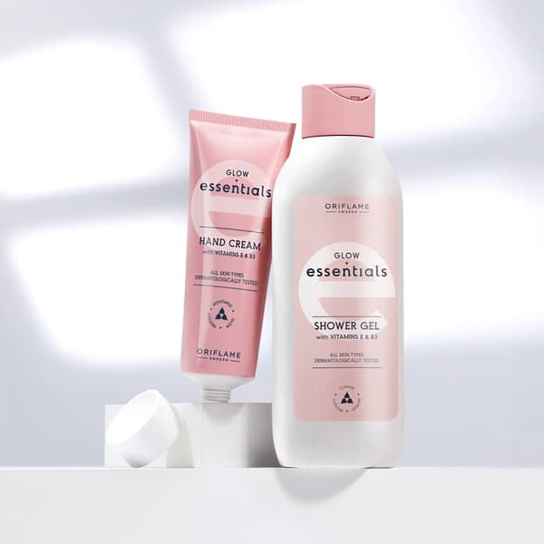 Oriflame Essentials Illuminating -käsivoide E- ja B3-vitamiinilla 75 ml
