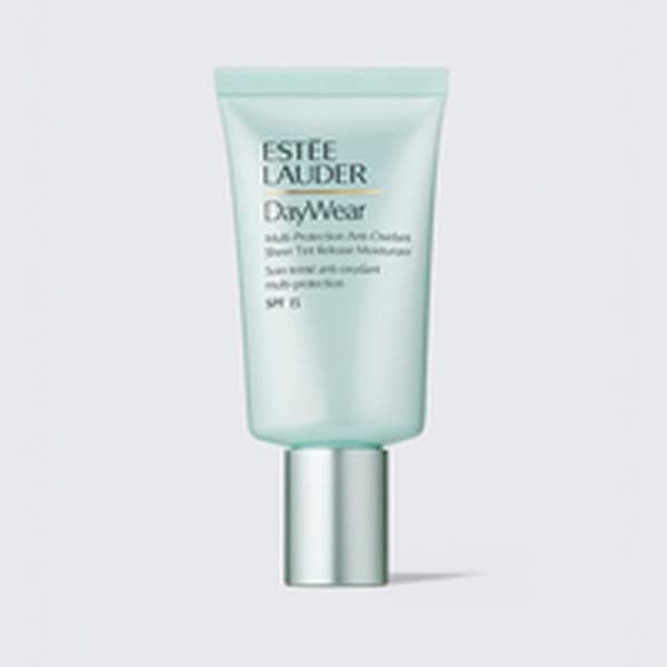 Värillinen kosteusvoide Estee Lauder DAYWEAR Spf 15 30 ml