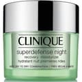 Pikkukuva 2 / 2: Yövoide Clinique Superdefense Night