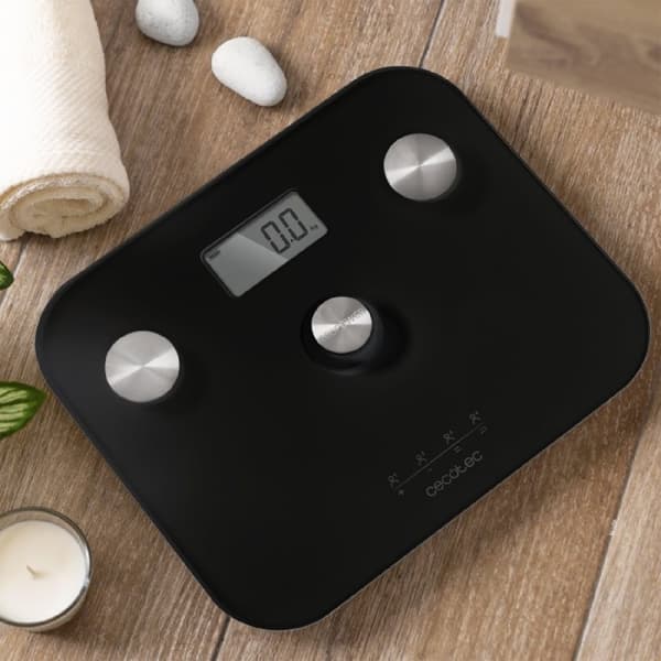 Cecotec Battery-free bathroom scale, smart, high precision, and bioimpedance function.
