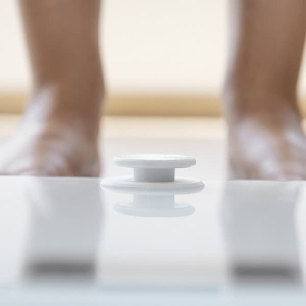 Cecotec Digital, battery-free bathroom scale, great surface, and high precision.