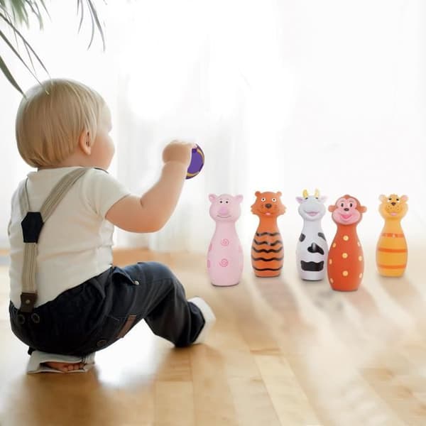 LUDI - Spel med 5 käglor i form av djur. Från 10 månader. Smidig och hållbar plast. Bolla lämplig för små händer.