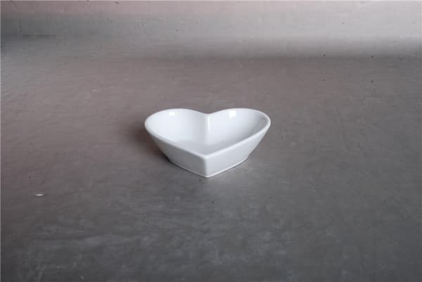 Porcelænsskål - hjerteformet 12-pack