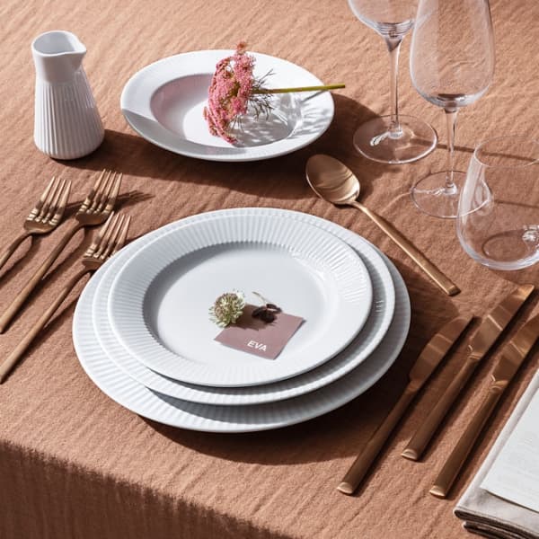 Nova Deep Plate, 22cm - Eva Solo