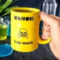 Miniatyrbild 2 av 2: Mugg Barrel Toxic Waste Original skallemugg