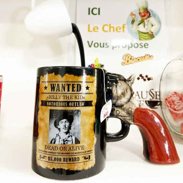 Tasse - Gadget och Gåvor - Revolver Söks - 400 ml - Porslin - Ej diskmaskinssäker