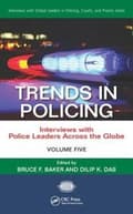 Miniatyrbillede 1 af 2: Trends in Policing