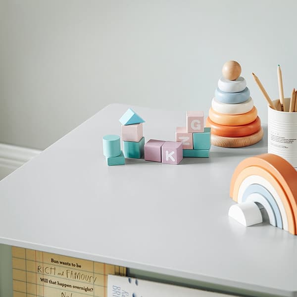 Rootz Kids Bord- og Stolesæt - Børnemøbler - MDF(E1), Træ - Bogreol - Staldstøtte - 60cm x 60cm x 48cm