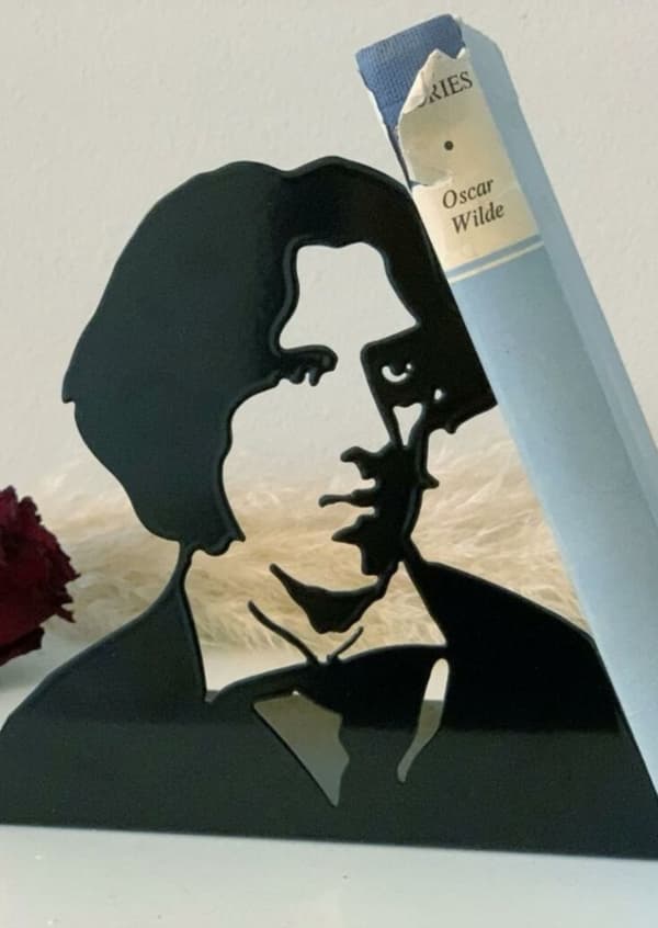 Bokstöd Oscar Wilde Novellix
