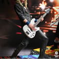 Miniatyrbild 2 av 10: Rock Iconz Statyett: Guns N' Roses - Duff McKagan