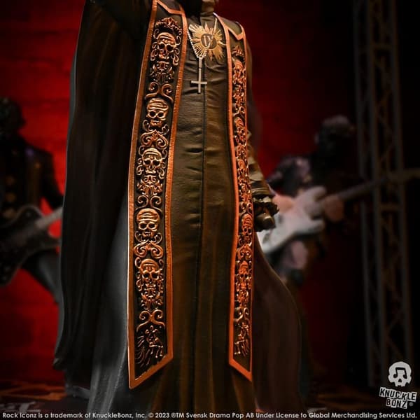 Rock Iconz Statue: Ghost - Papa Emeritus IV (Black Robes) 22cm
