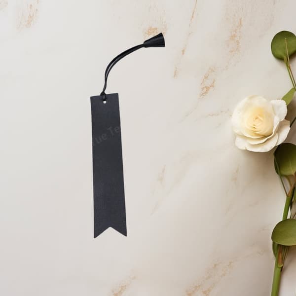 INF Elegant PU Læder Kvast Bogmærke - Stilfuld Sidemarkør