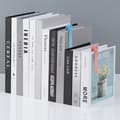 Miniatyrbild 4 av 4: INF Set med 2 minimalistiska bokmärken i silikon Lila