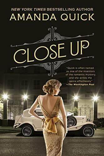 Close Up, Quick, Amanda Paperback Book Pre-Owned English