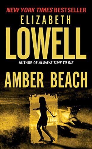Amber Beach (The Donovans) by Lowell, Elizabeth  Paperback Book Pre-Owned English