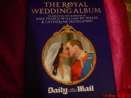 WILLIAM AND CATHERINE THE ROYAL WEDDING ALBUM Paperback Book Pre-Owned English
