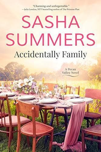 Accidentally Family, Summers, Sasha Paperback Book Pre-Owned English