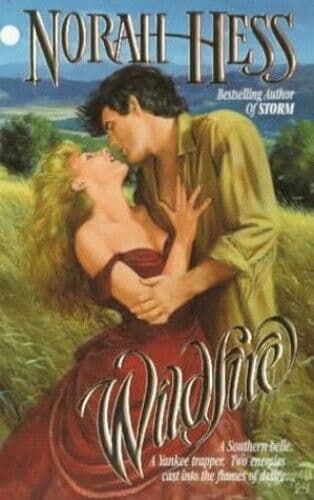 Wildfire, Hess, Norah Paperback Book Pre-Owned English