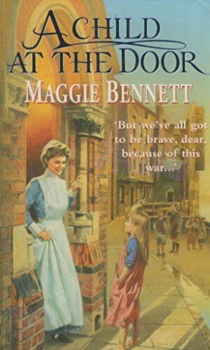 A Child At The Door by Maggie Bennett Paperback Book Pre-Owned English