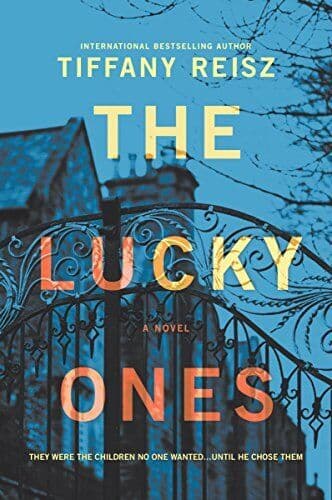 The Lucky Ones, Reisz, Tiffany Paperback Book Pre-Owned English