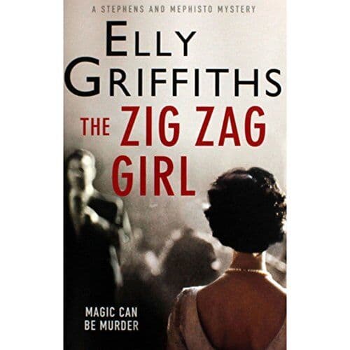 Quercus s The Zig Zag Girl  Paperback Book Pre-Owned English