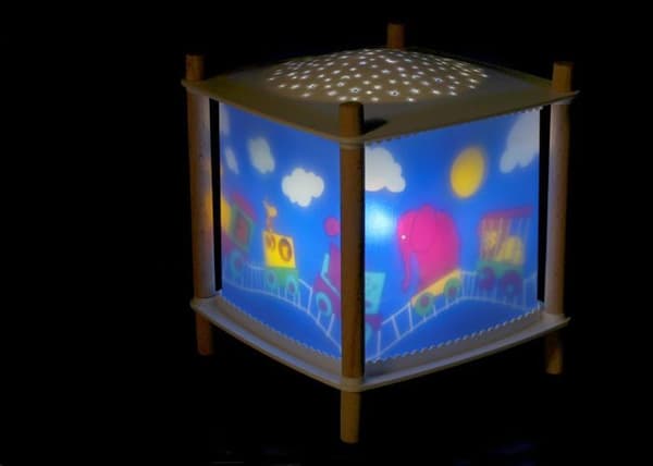 Trousselier - Magic Lantern 2.0 Bluetooth - Tåg