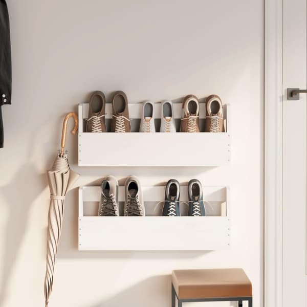 vidaXL Veggmonterte skohyller 2 stk hvit 59x9x23 cm heltre furu