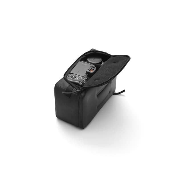 Db The Ramverk S Camera Insert -kameralaukku, black out