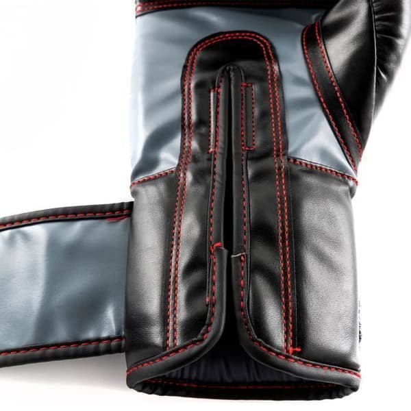 UFC WMT boxningshandskar - Svarta - 14 Oz - Syntetiskt läder - Heavy Duty