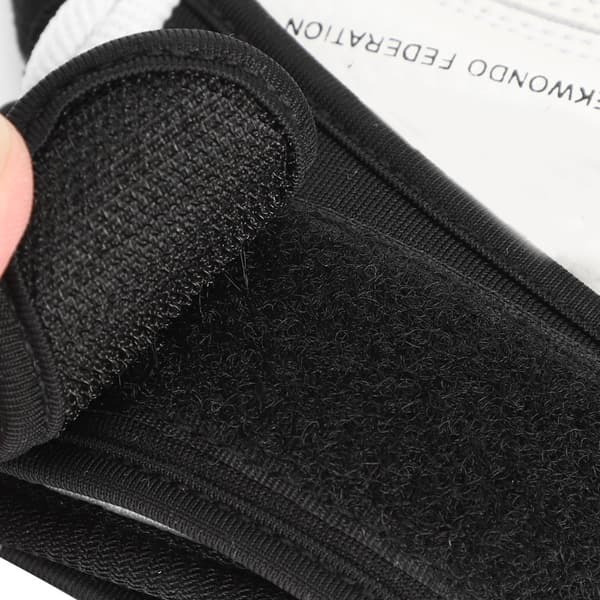 2kpl Taekwondo-käsineet Aikuiset Lapset Käsiensuojaus Paini Nyrkkeilyhanskat Tarvikkeet