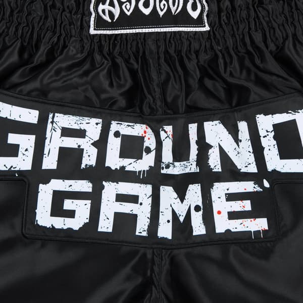 Ground Game Muay Thai Shorts "Skullz" Svart L