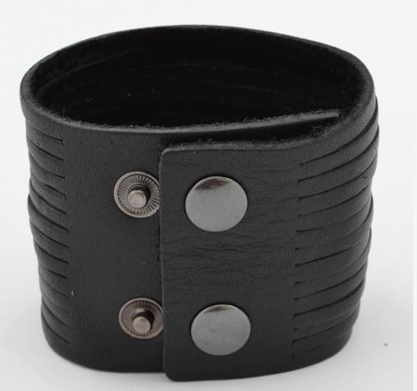 Læderarmbånd med snit