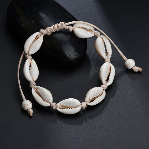 Justerbart Armband med vita snäckor - Vit