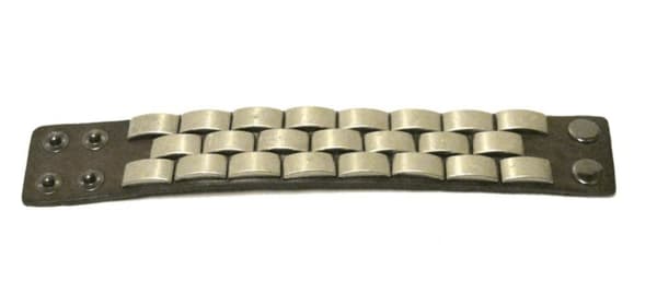 Brunt Läder armband med nitar