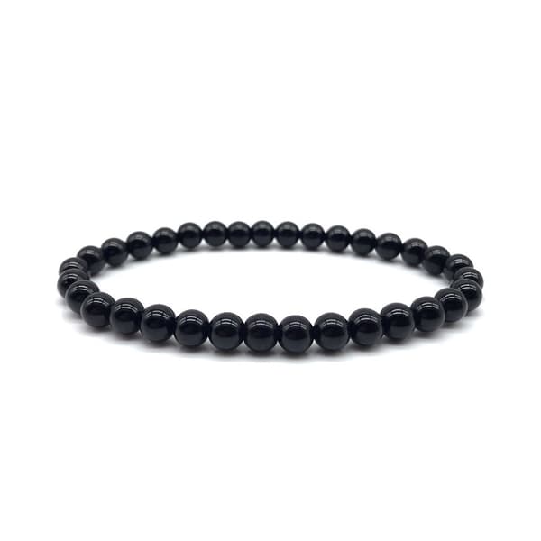 Håndlagde armbånd 6mm svarte bergarter steinperler