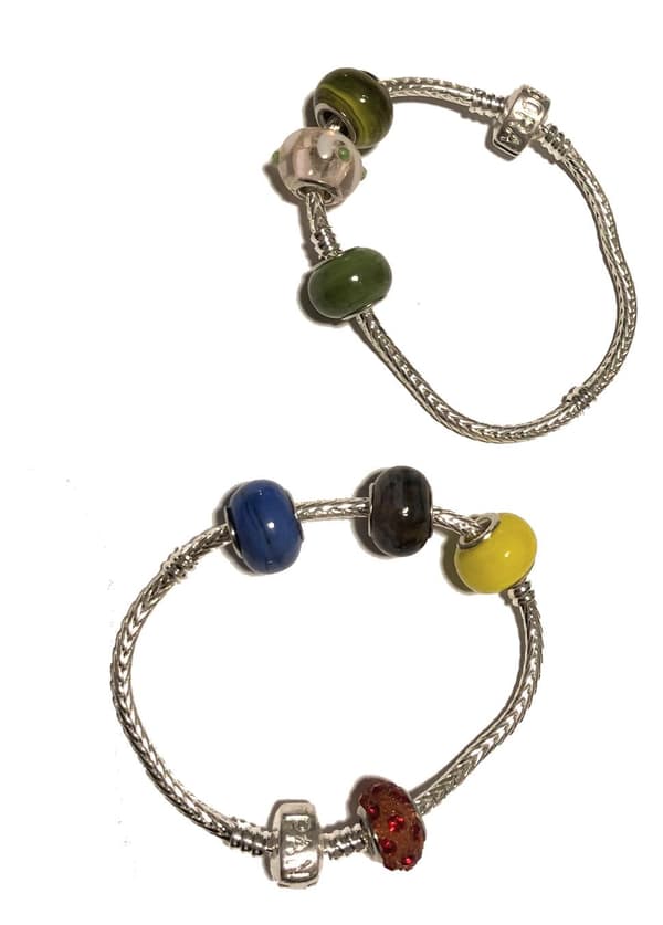 2 ormkedje armband med berlocker unika