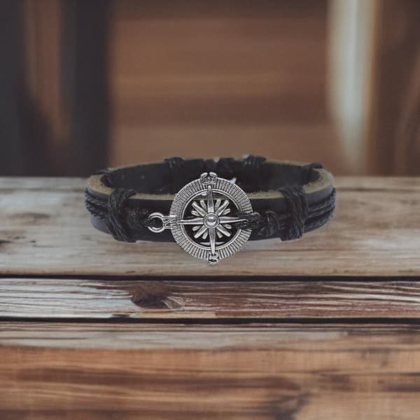 Håndlavet armbånd i ægte læder brunt kompas herre metal