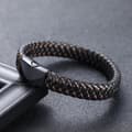 Miniatyrbild 1 av 4: Svart armband i äkta läder med inflätade färgade trådar och magnet