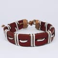 Miniatyrbild 1 av 2: Brunt armband med band i beige och vitt