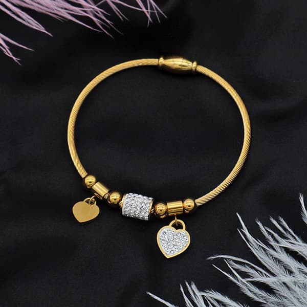 Armband med berlocker i hjärtan och strass - guldpläterad gåva